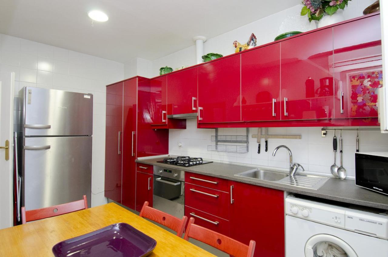 Apartamento Paseo Del Prado II En Madrid Luaran gambar
